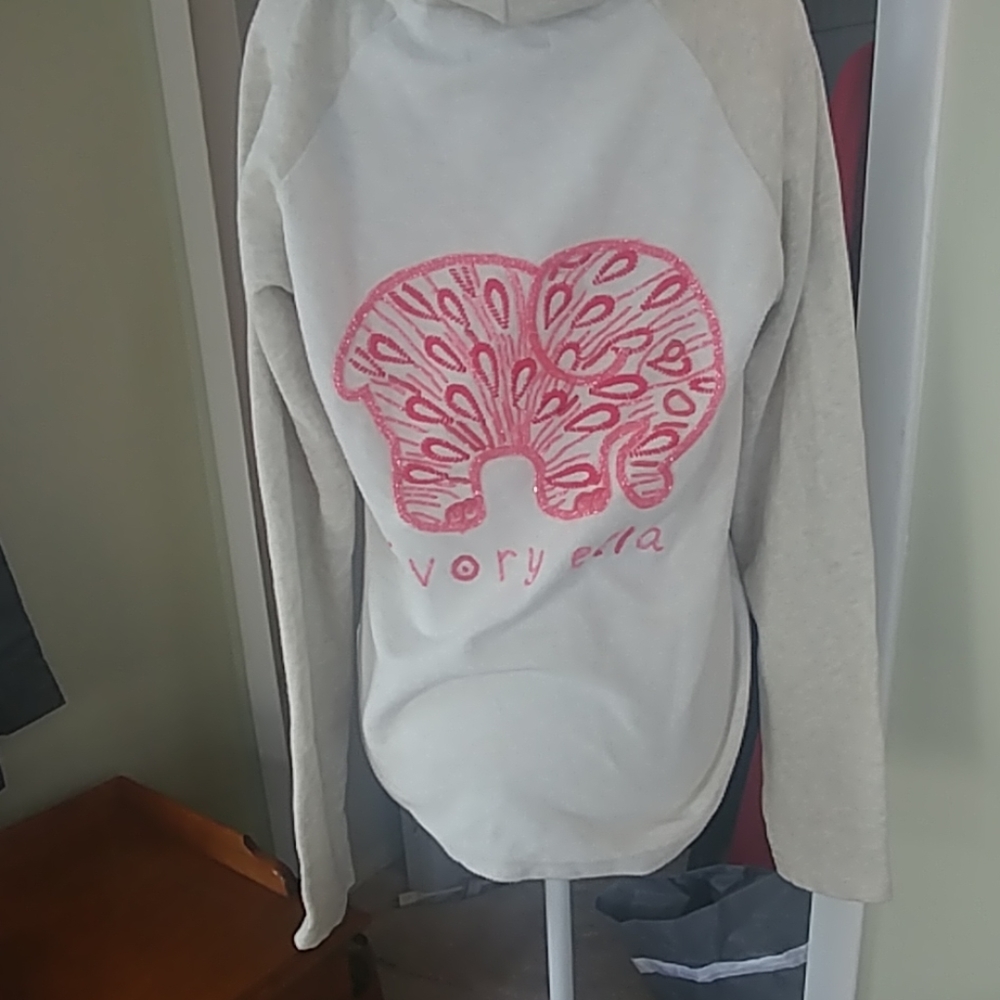 Ivory Ella Pullover - Picture 3 of 6